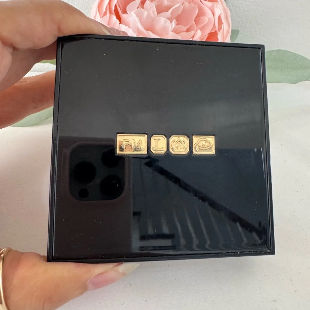 Pat McGrath eyeshadow palette
